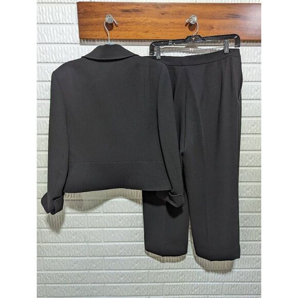Ellen Tracy Women's Black Classic 2 Button Notch Lapel 2 Pc Set Pant Suit 12/14 - Picture 3 of 7